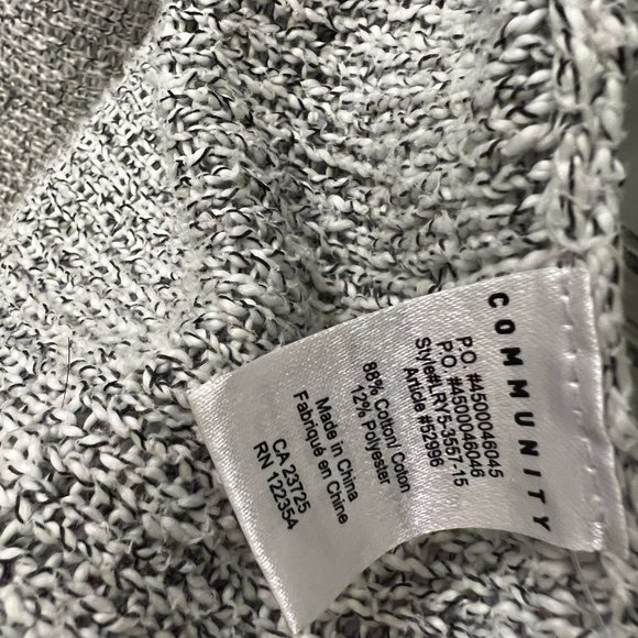 Aritzia Community Iconic Cape Oversized Cardigan Knit Sweater Women’s Size XXS - Picture 8 of 9